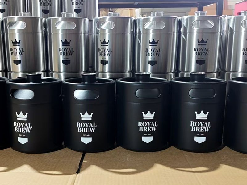 Beverage Kegs & Dispensing Sets image 11