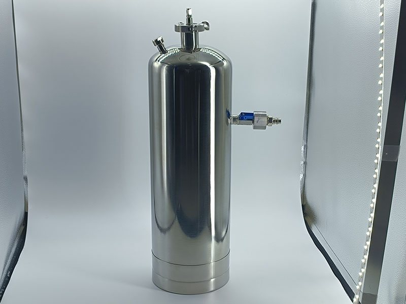Beverage Kegs & Dispensing Sets image 18
