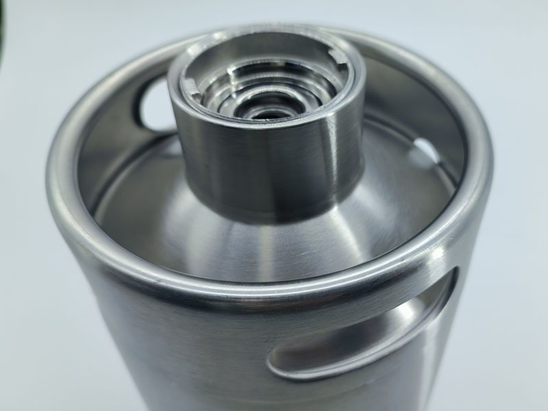 Beverage Kegs & Dispensing Sets image 24