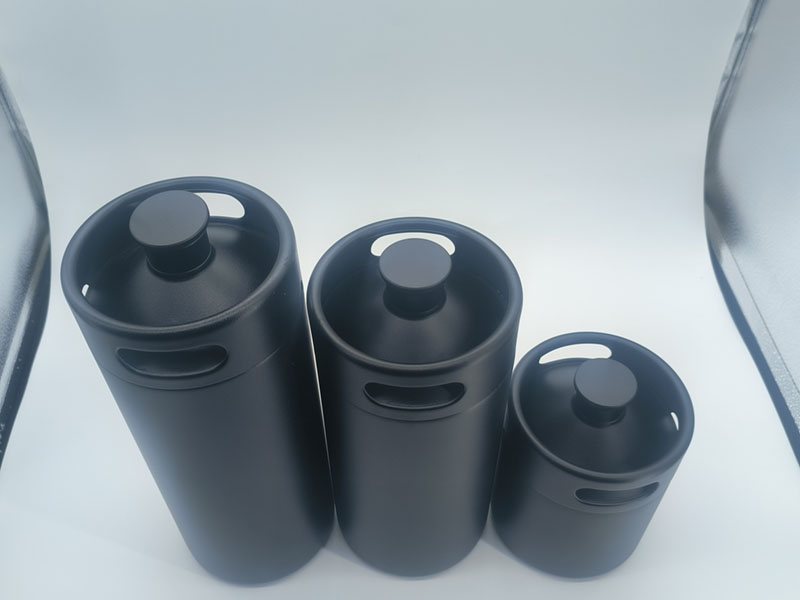 Beverage Kegs & Dispensing Sets image 31