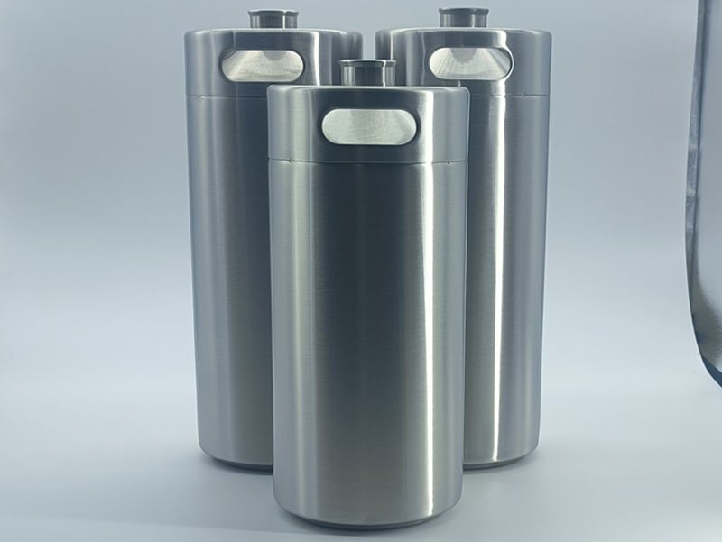 Beverage Kegs & Dispensing Sets image 33