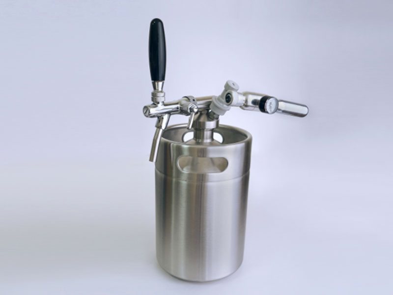 Beverage Kegs & Dispensing Sets image 43