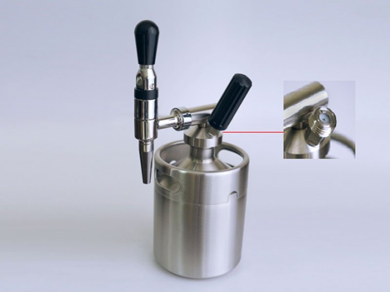 Beverage Kegs & Dispensing Sets image 57
